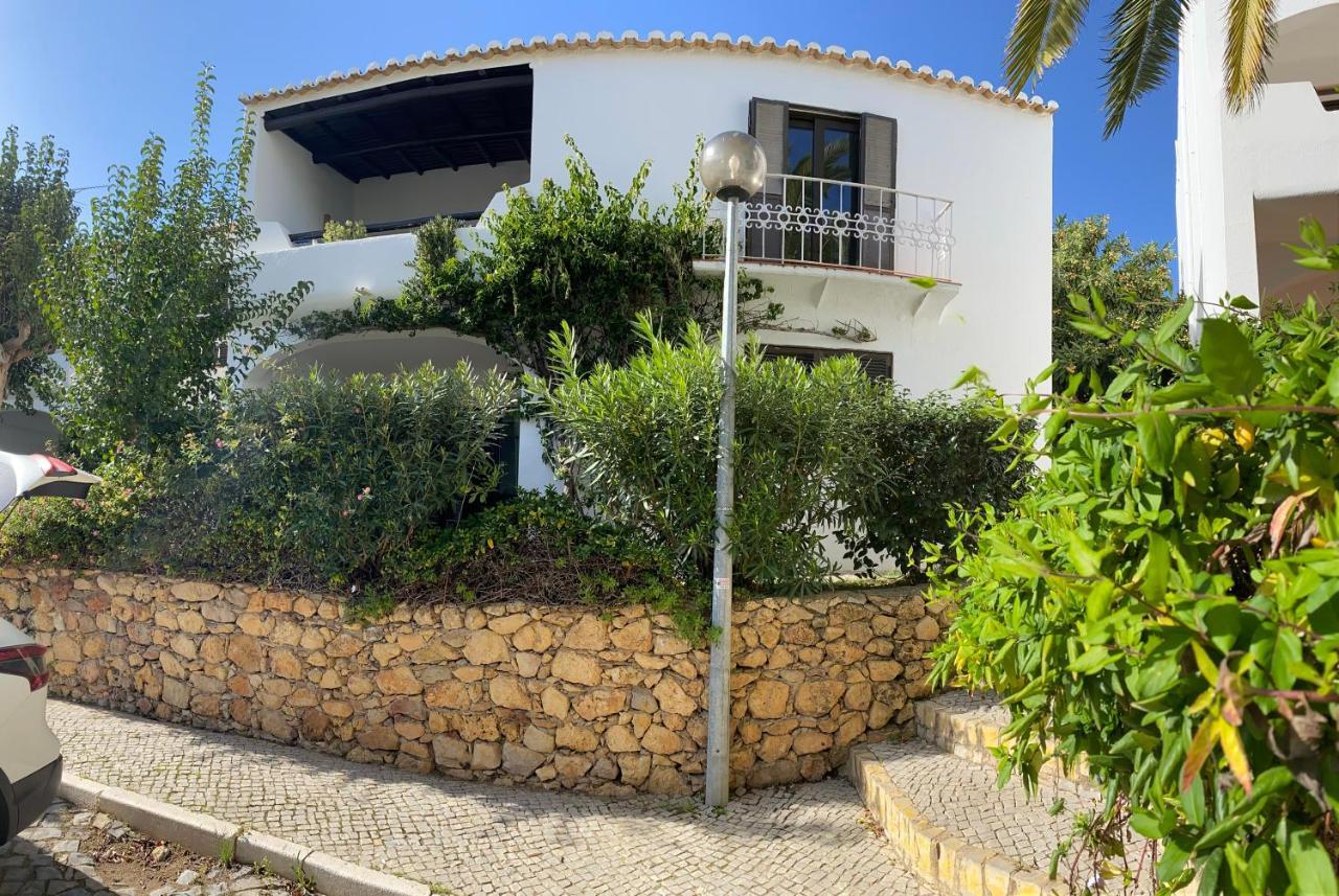 Albufeira Praia Sao Rafael Sun Apartment Exteriör bild
