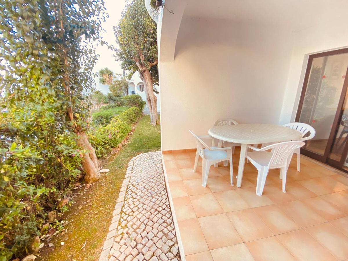 Albufeira Praia Sao Rafael Sun Apartment Exteriör bild