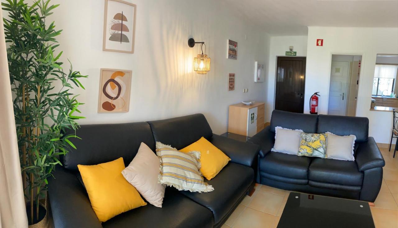 Albufeira Praia Sao Rafael Sun Apartment Exteriör bild
